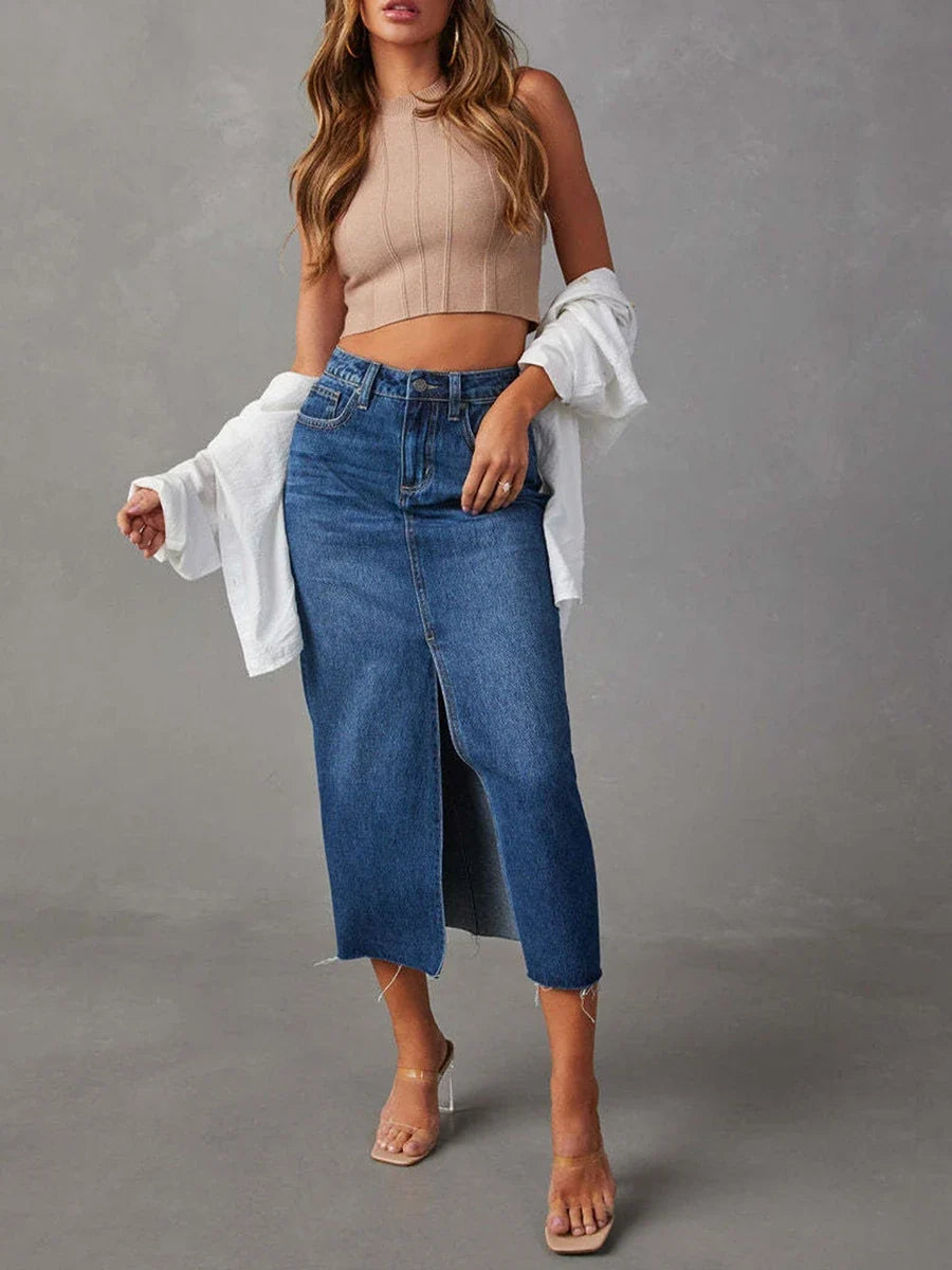 חצאית מידי מדנים עם שסע
